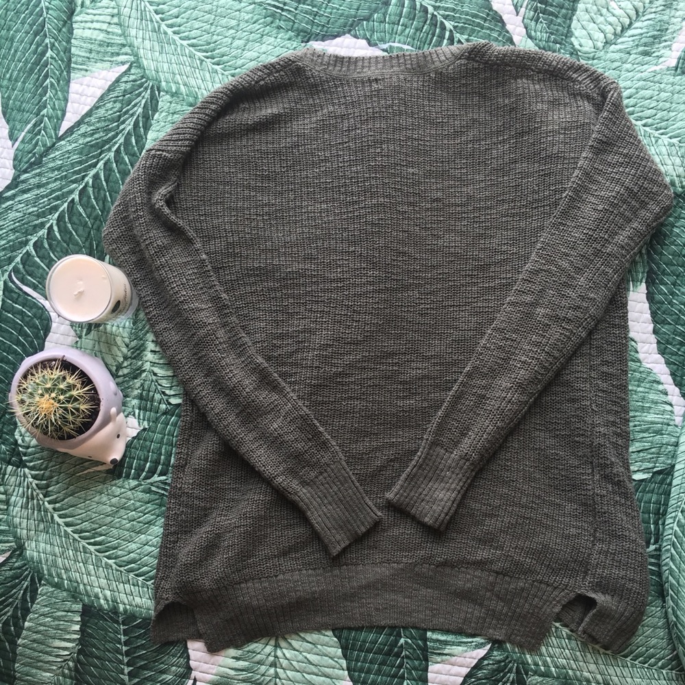 SOLD — Casual Grandpa Style Sweater - Picture 4 of 4